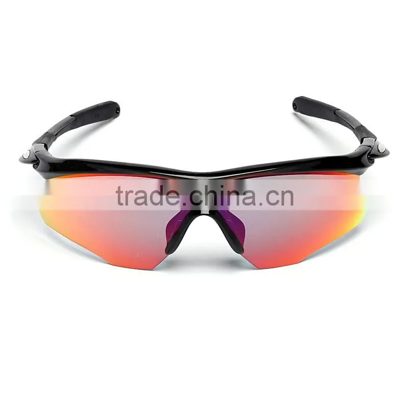 Univeral fit unisex sports inspired design anti fog performance safety eyewear