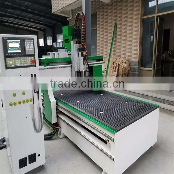 high precision 3 axis ball screw equiped with servo motor woodworking atc cnc router