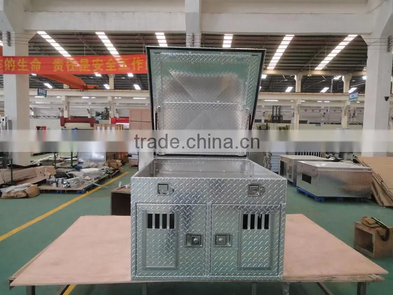 Aluminum truck tool box dog box for pickup