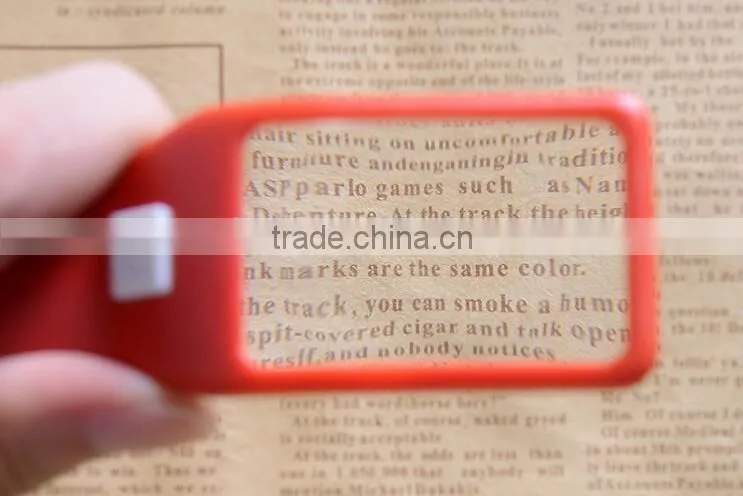 Wholesale Cheap led magnifier handle reading led pocket magnifier for elderly