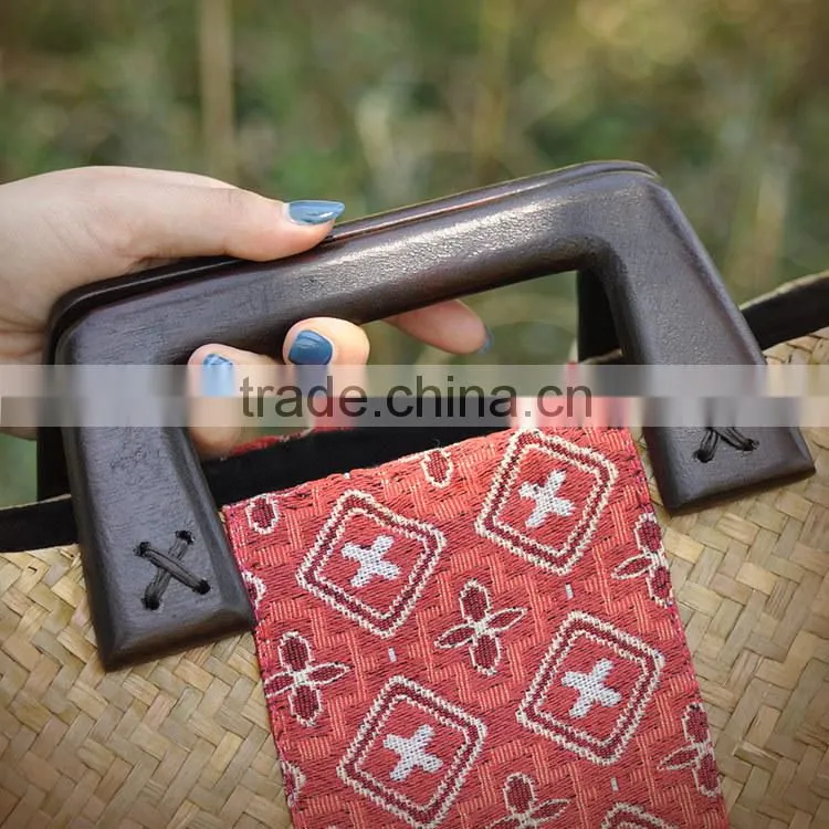 Embroidery straw bags new arrival fashion women handbag plastic handle cute straw bag