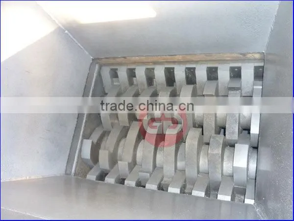 Widely used complete models double shaft home wood shredder