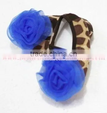 Baby Giraffe Crib Shoes with Royal Blue Rosettes