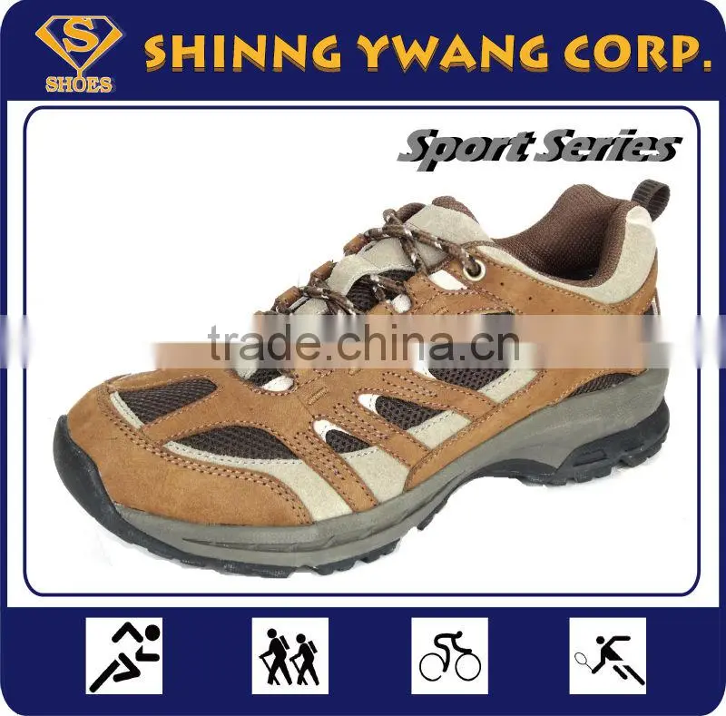 Breathable Lightweight Mesh upper Outdoor Trail Running Shoe