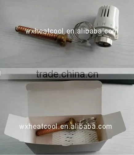 Thermostatic head with remote sensor