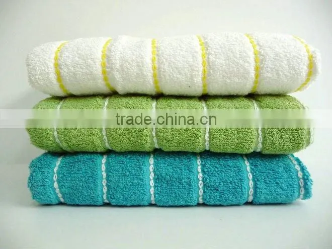 affixed cloth towels