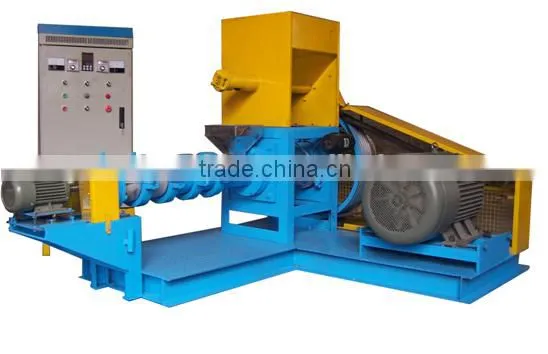 Sold worldwide in stock chicken feed pellet machine
