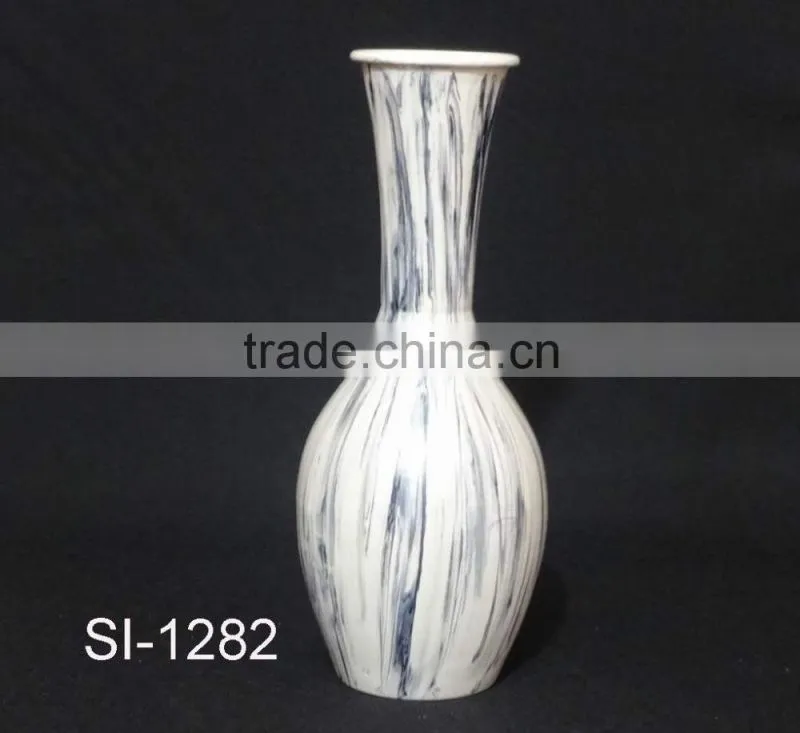 ANTIQUE VASES FOR KEEPING FLOWERS AT VERY COMPETITIVE PRICES