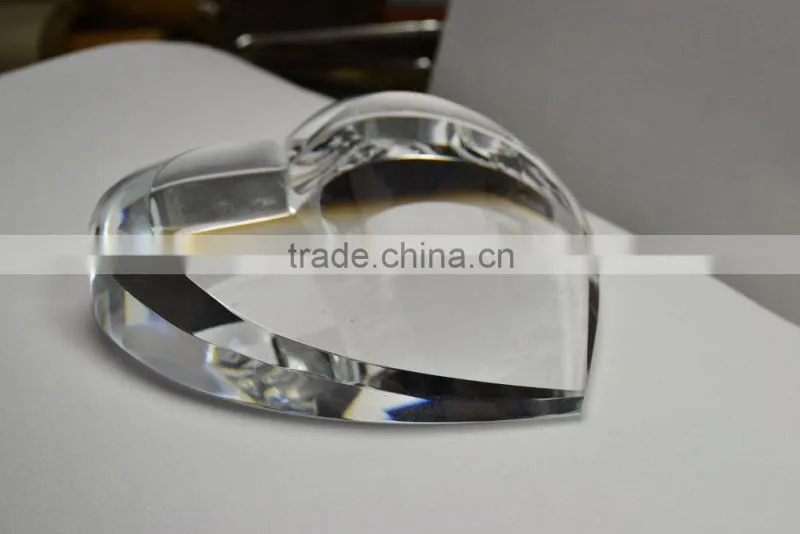 Nice Glass Crystal Heart Paperweight OSM017