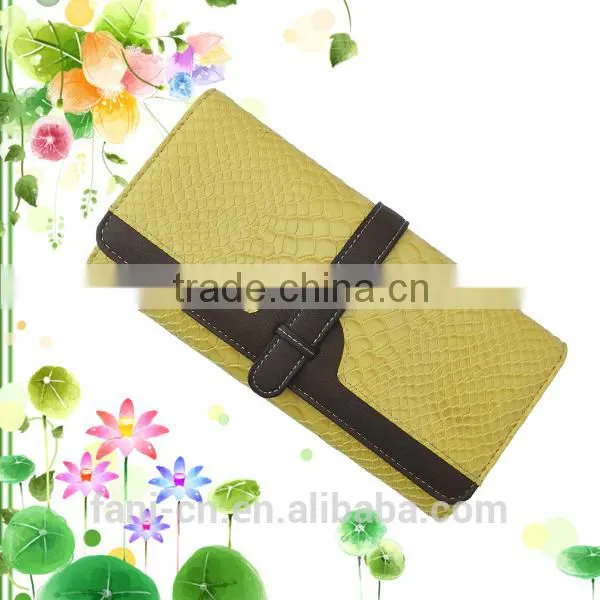 Splendid and posh style clutch leather purse and wallet for women