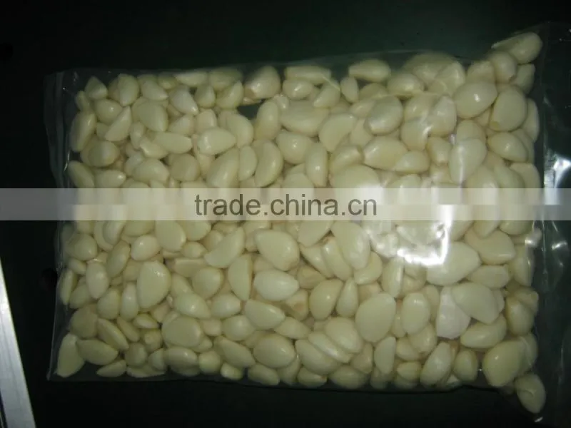 peeled garlic cloves