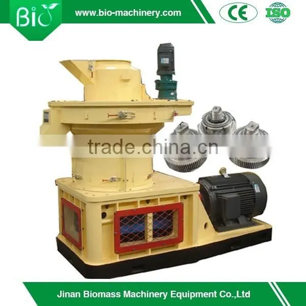 Palm wood pellet mill
