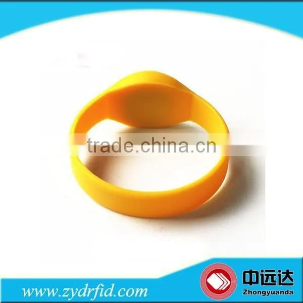 Hot selling colorful waterproof RFID wristband RFID Bracelet Tag