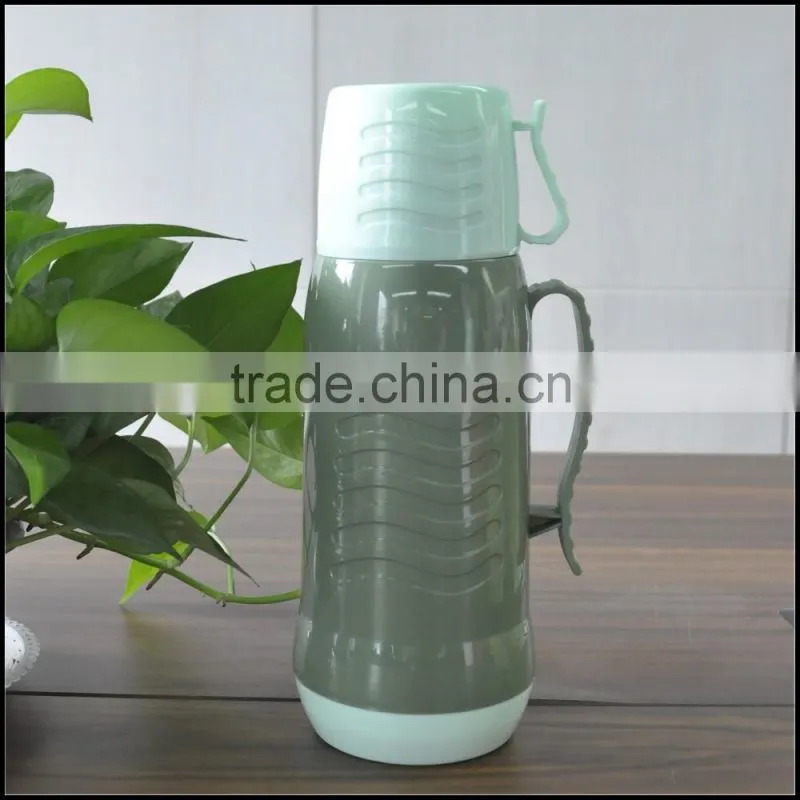 Wholesale competitive price 1.8L thermos glass refill vacuum flask with 2 cups for daily life