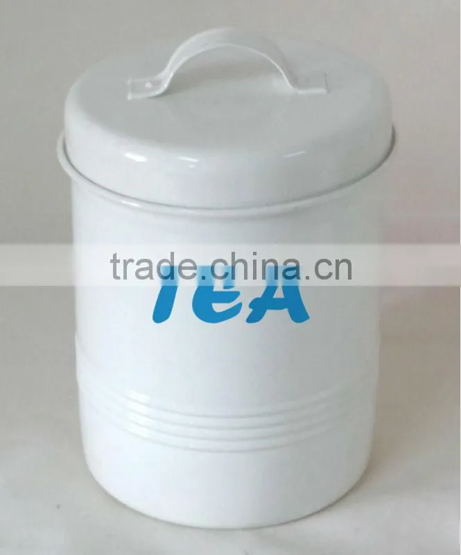 Round utensil holder