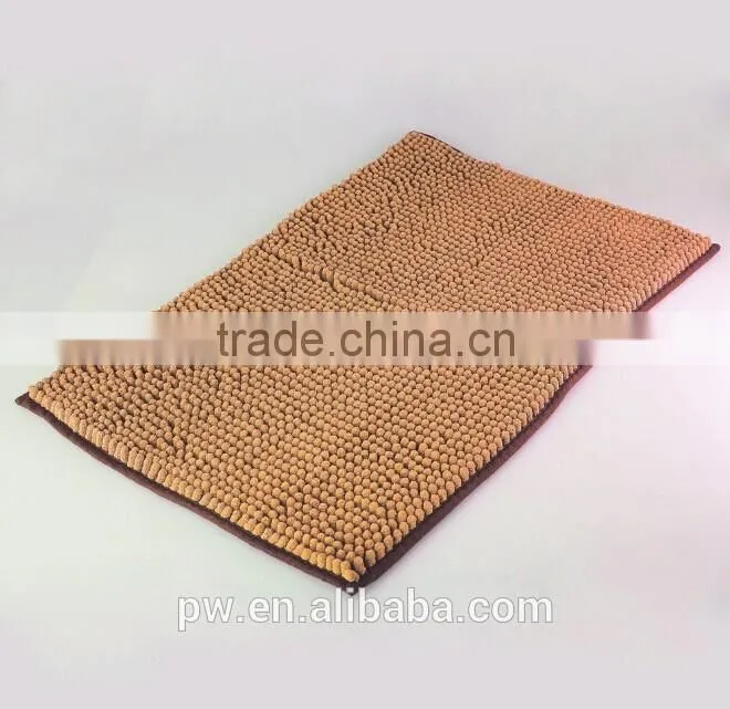 Soft and Elegant feels great on your feet Rich, plush and soft Highly absorbent chenille floor mat Colors stay beautiful