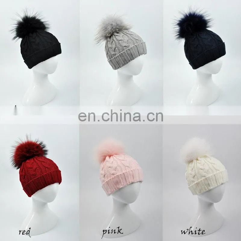 2016 Fashion Design Hot Sale Winter Hat with Cute Fur Pom Kids Beanie