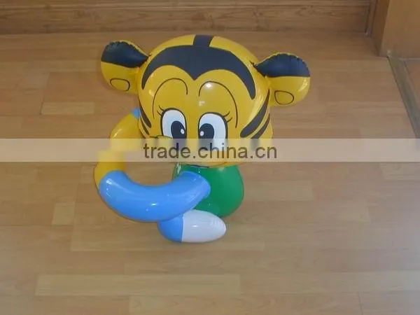 2016 new design hot sale Low price inflatable lucky cat/mini lucky cat animal water toy
