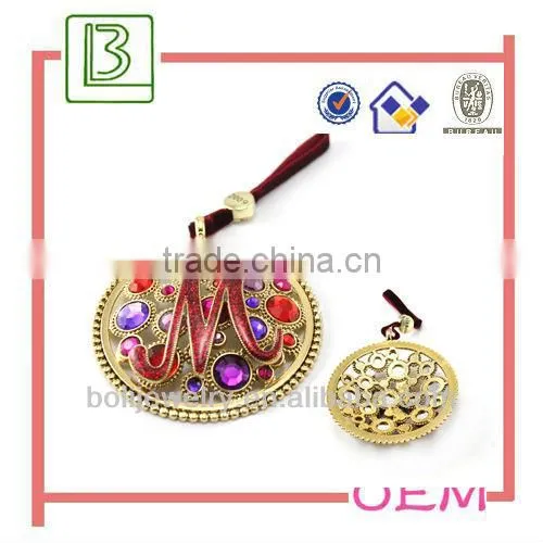 2013 hot sales bead rhinestone brooch promotion gift for woman