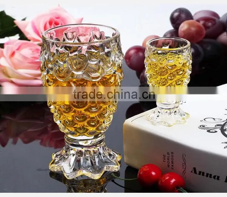 Wholesale Machine made fish-shaped tumner cup ,water glass cup, juice glass cup