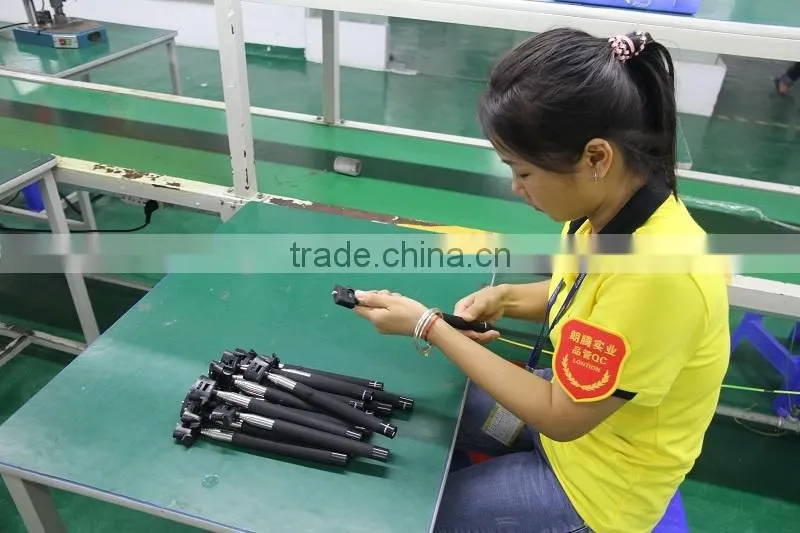 Factory direct supply high quality foldable wired selfie stick