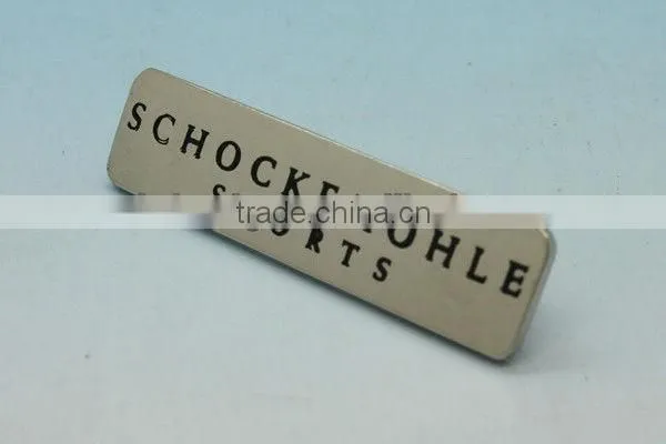 Zinc Alloy Nameplates Making