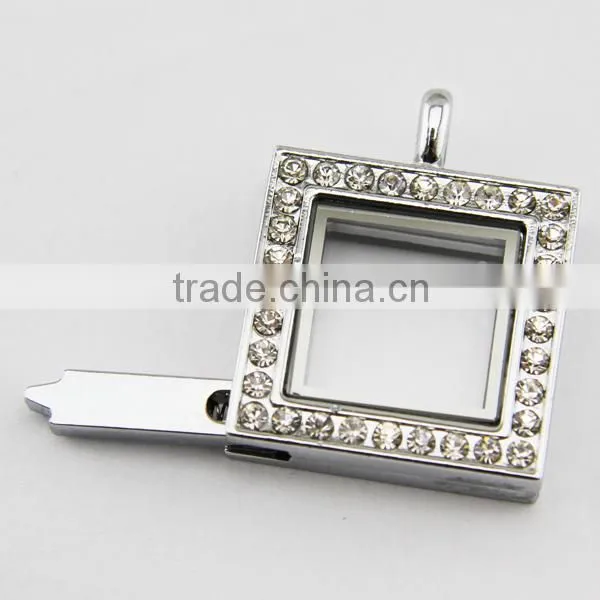 30MM round crystals locket pendant necklace