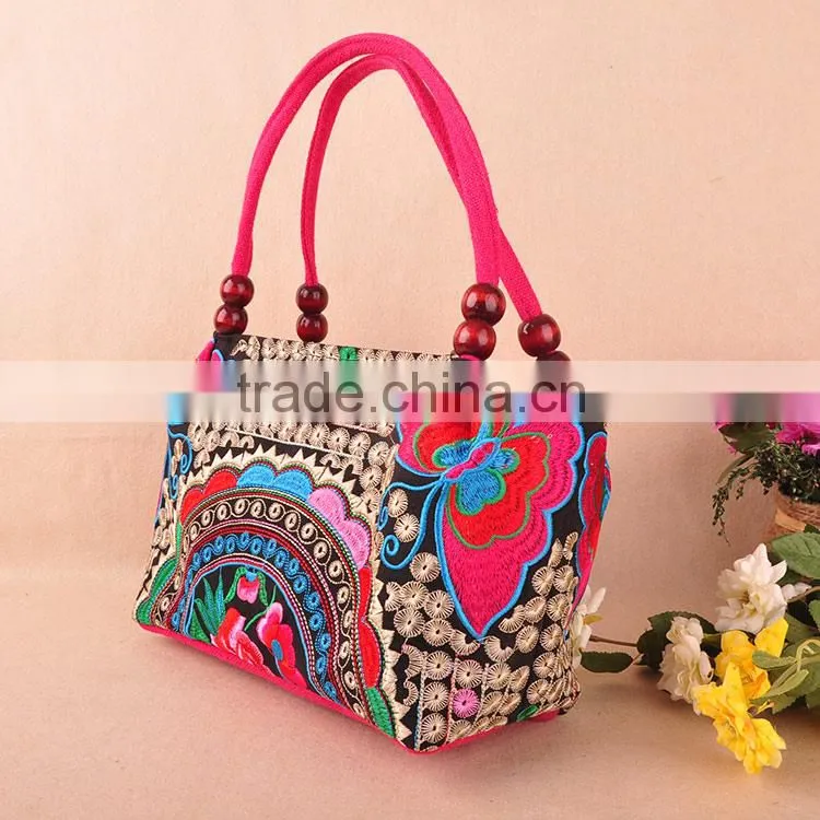 Cheap samll handbag made in China fashion woman ethnic embroidery handbag for wholesale