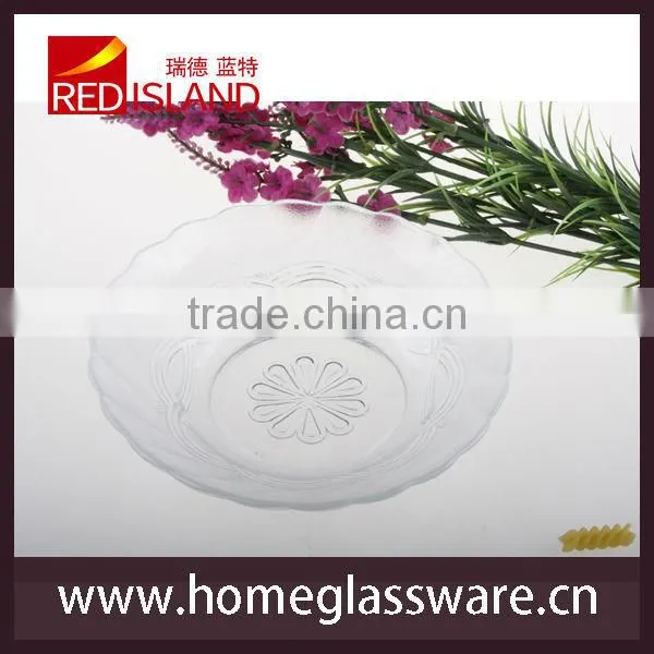 clear glass plate with beatiful pattern