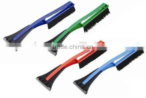 snow brush with EVA hand protector for Alibaba IPO in USA