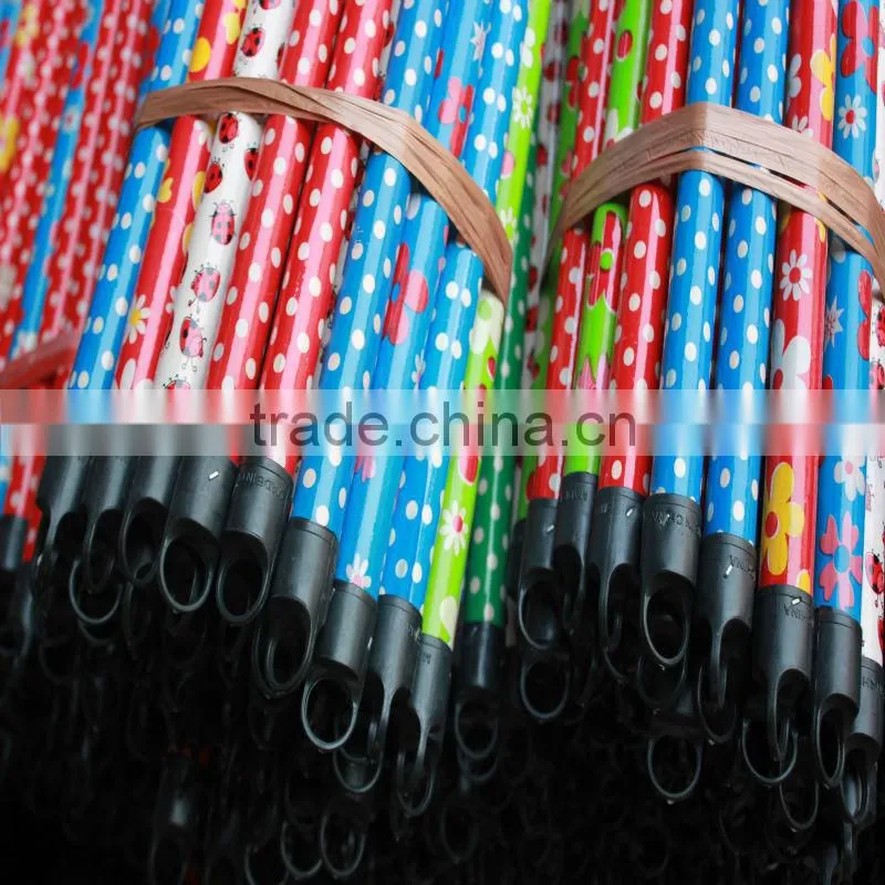 Short delivery day wooden handle for grass broom