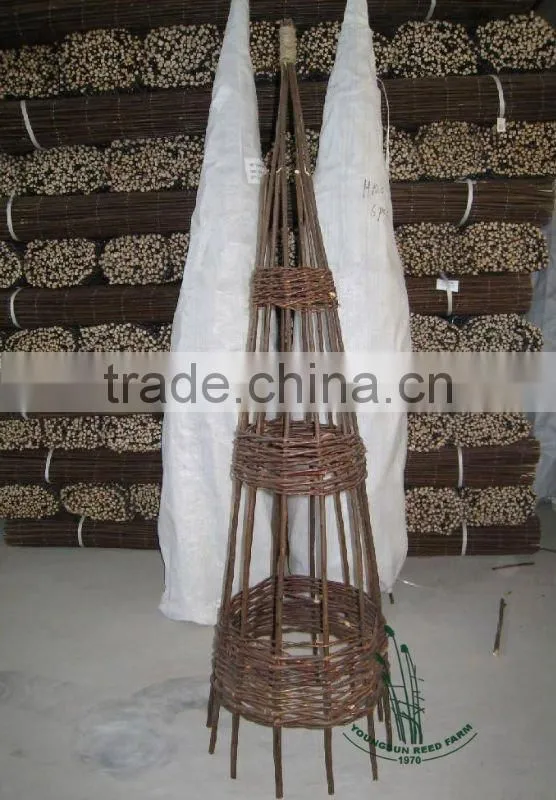 Top quality willow obelisk