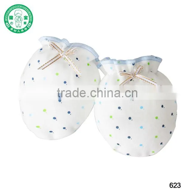 100% cotton fabric baby gloves