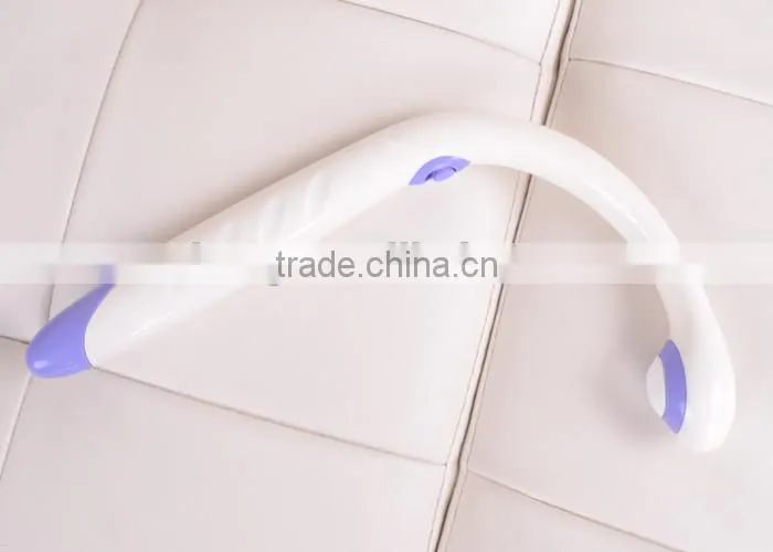 Heating manual neck massager