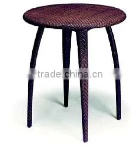 traditional design outdoor rattan table