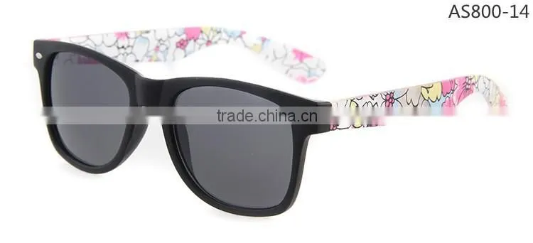 Spring hinge Wholesale customization Sun Glasses Rainbow Sunglasses plastic sunglasses