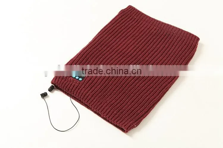 Wireless music neck warmer hands free EU standard for winter outdoor wearable device