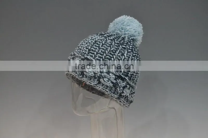 kipa hat stand