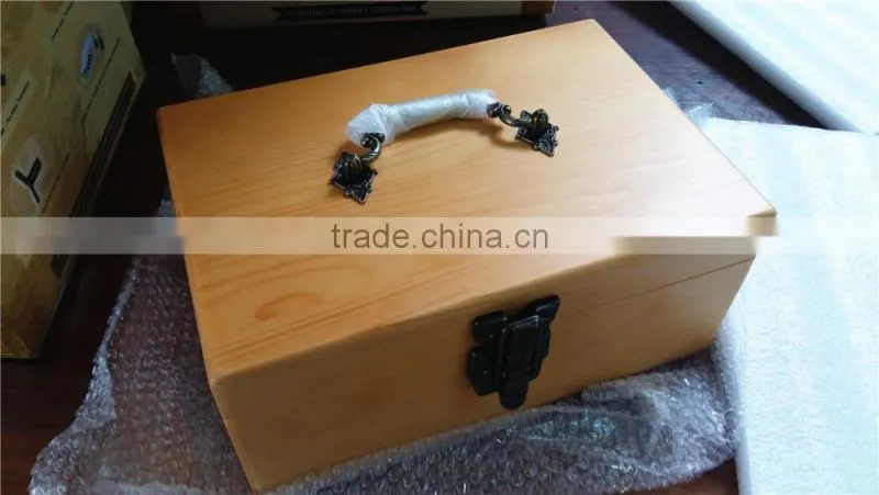 Hot sale luxury lacquer wooden essential oil case box