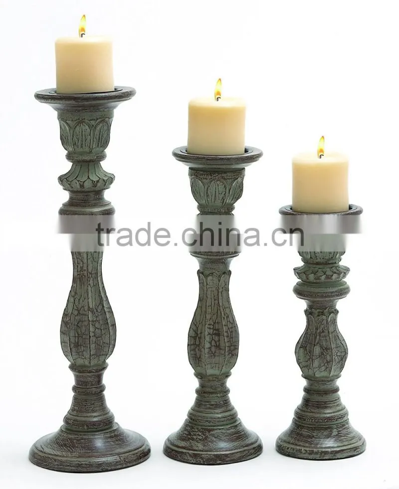 Fashion Wood Candle Holder With Floral Engravings