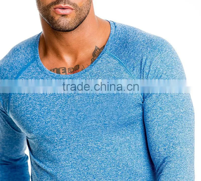 Compression long sleeve gym t shirt with scoop neck