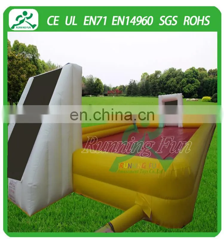 2015 Hot sale mini inflatable soccer field made in Running Fun Inflatables FOR SALE