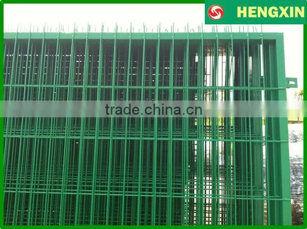 Welded wire mesh fence Used fencing for sale
