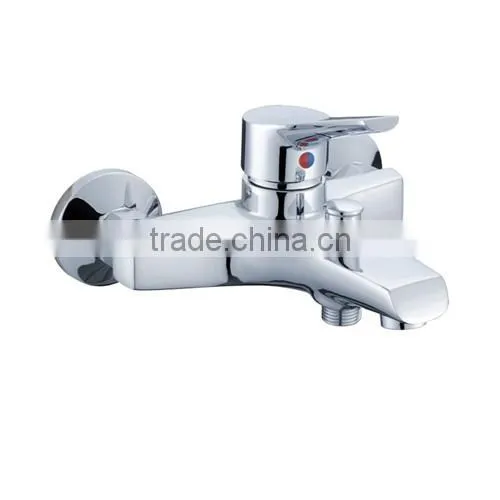 Single lever brass bath faucet with diverter chrome plated