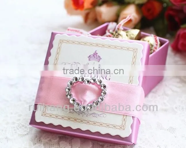 Graceful golden rhinestone wedding box