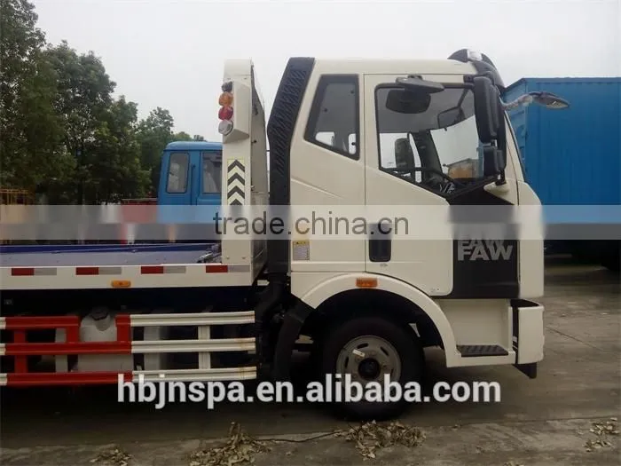 FAW brand Load 5 tons JieFang tow truck