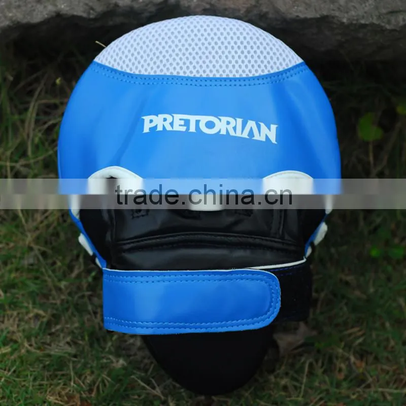 New Hot UFC MMA Equipment Pretorian Grant Boxing Focus Pads Professional UFC Muay Thai Punching Exercise Gym Fitness Training