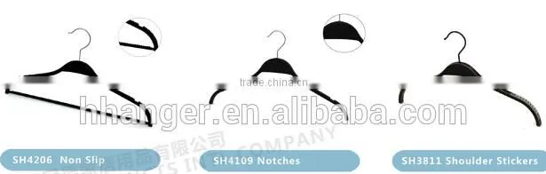 Whole sale black plastic clothes hanger coat hanger with logo