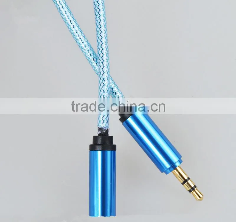 China Supplier FIsh Net Pattern 3.5mm Male to Female Stereo Audio Cable