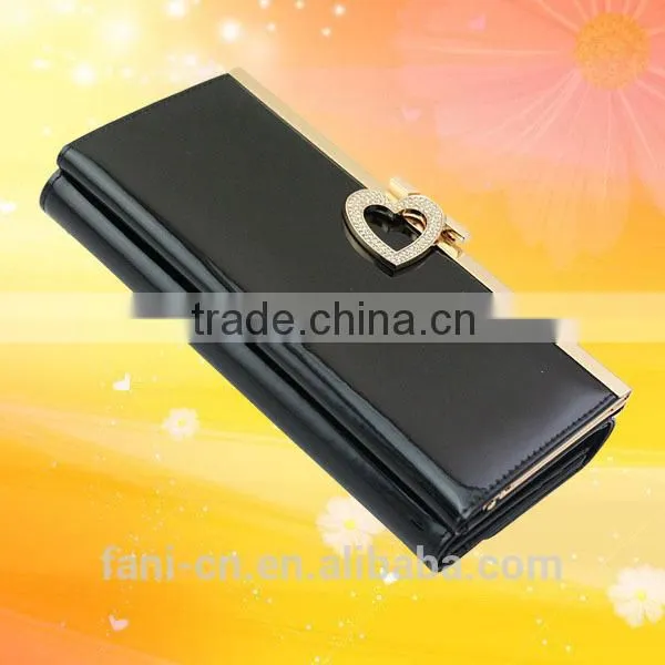 Luxury style cute rhinestone clutch leather travel wallet and purse for women with elegant apperance